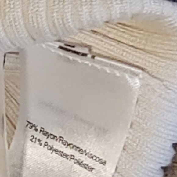 DKNY JEANS Women's short sleeve top, color Eggnog, size XL - Picture 14 of 14